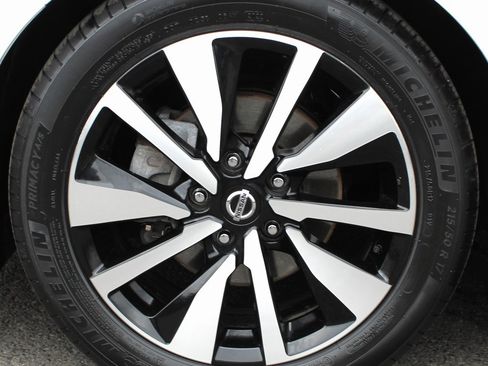 Certified 2023 Nissan Sentra SV w/ SV Premium Package image 10