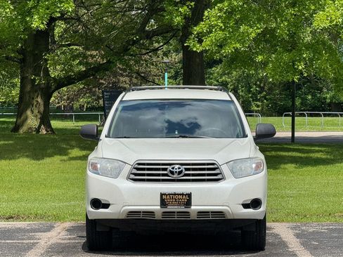 Used 2010 Toyota Highlander 2WD image 11