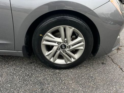 Used 2019 Hyundai Elantra Value Edition w/ Cargo Package image 35