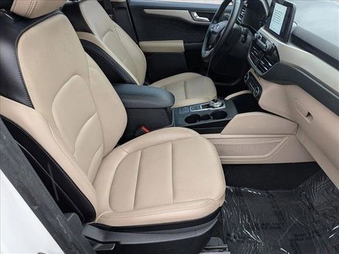 Used 2020 Ford Escape SEL image 19