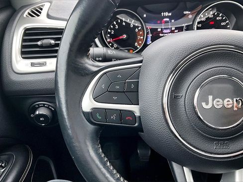 Used 2018 Jeep Compass Latitude w/ Popular Equipment Group image 16