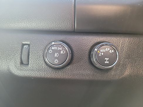 Used 2020 Chevrolet Colorado LT w/ LT Convenience Package image 28