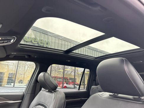 New 2026 Jeep Grand Cherokee L Limited image 28