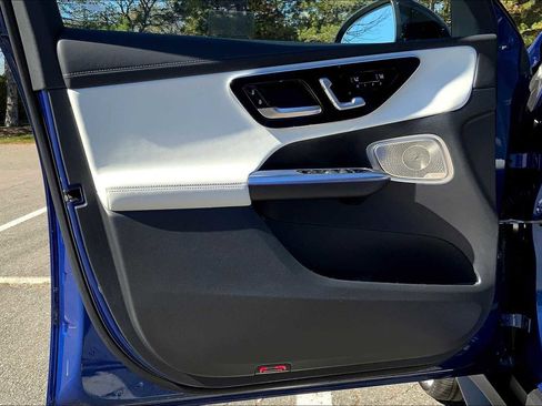 New 2026 Mercedes-Benz GLC 300 GLC 300 image 14