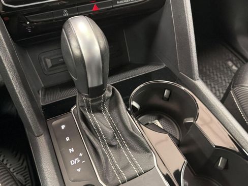 Used 2023 Volkswagen Atlas Cross Sport SE w/ Black Wheel Package image 14