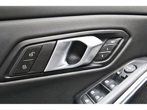 Used 2024 BMW 330i xDrive Sedan w/ Premium Package image 18