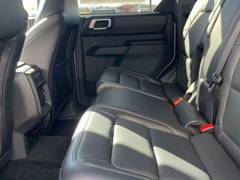 New 2025 Ford Bronco Outer Banks w/ Sasquatch Package image 36