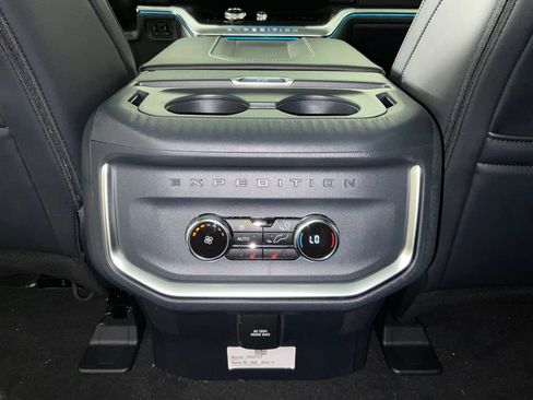 New 2027 Ford Expedition Max Platinum w/ Stealth Performance Package AWD/4WD image 19