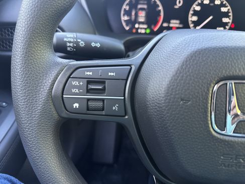 New 2026 Honda HR-V LX image 19