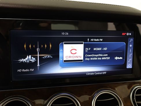 Used 2017 Mercedes-Benz E 300 4MATIC image 47