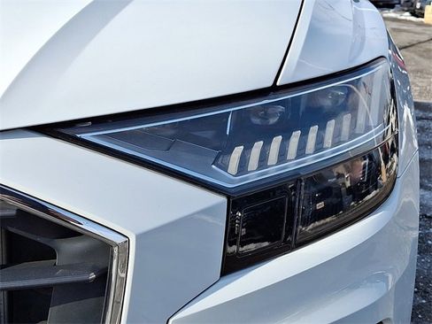 Used 2023 Audi Q8 Premium Plus w/ Premium Plus Package image 9