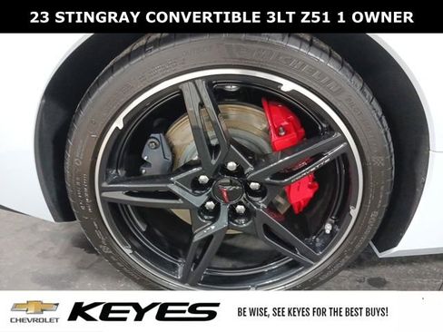 Used 2023 Chevrolet Corvette Stingray Premium Conv w/ Z51 Performance Package RWD image 32