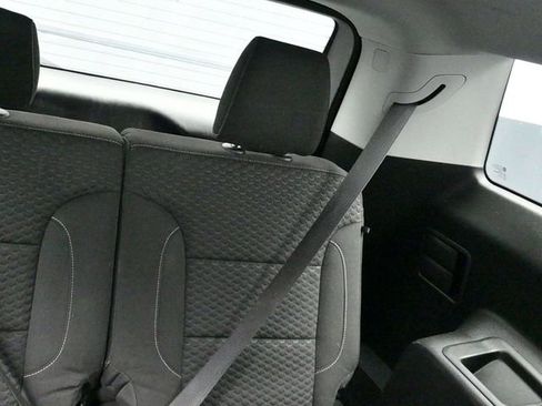 Used 2018 GMC Acadia SLE w/ Driver Alert Package I image 13