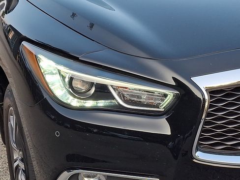 Used 2019 INFINITI QX60 Luxe w/ Essential Package AWD/4WD image 9