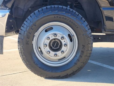 Used 2024 Ford F350 XLT image 14