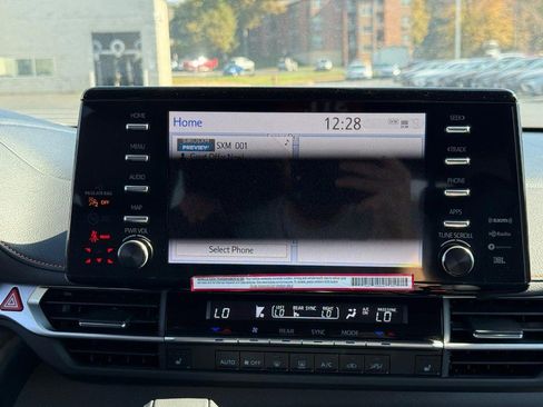 Certified 2024 Toyota Sienna XSE image 15