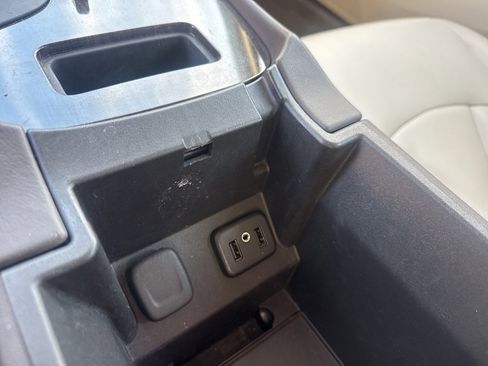 Used 2017 Buick LaCrosse Preferred image 28