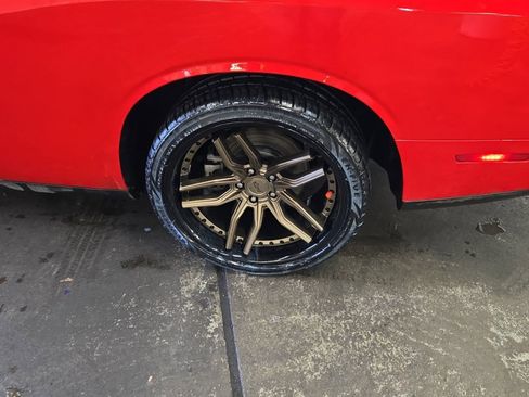 Used 2022 Dodge Challenger R/T image 14