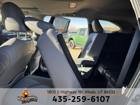Used 2023 Toyota Highlander Limited image 46