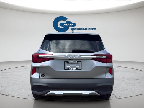 Used 2023 Kia Seltos LX AWD/4WD image 8