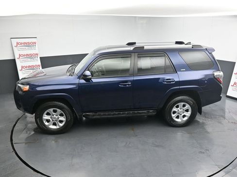 Used 2022 Toyota 4Runner SR5 Premium w/ Moonroof Package image 29