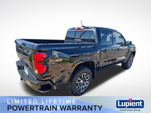 Used 2023 Chevrolet Colorado Z71 w/ Z71 Convenience Package 2 AWD/4WD image 4