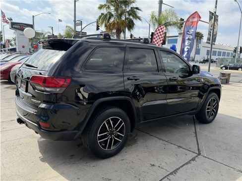 Used 2019 Jeep Grand Cherokee Trailhawk w/ Trailhawk Luxury Group AWD/4WD image 69