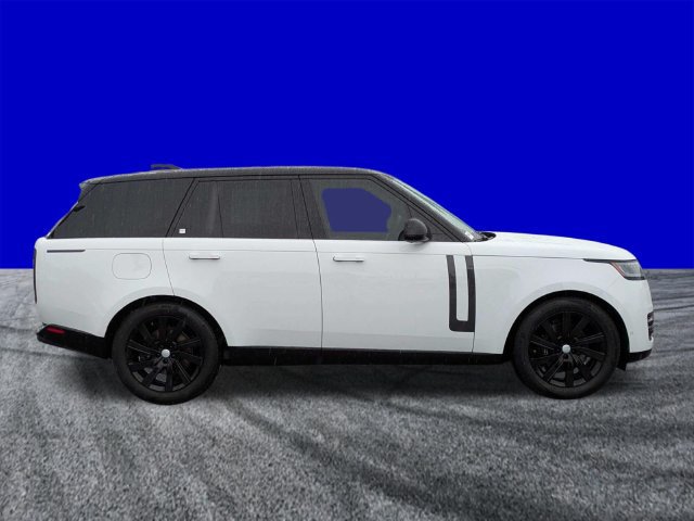Used 2025 Land Rover Range Rover SE AWD/4WD image 3