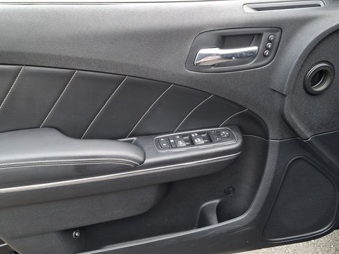 Used 2012 Dodge Charger R/T RWD image 12