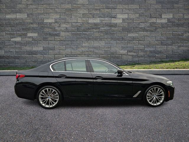 Used 2023 BMW 530i xDrive w/ Convenience Package AWD/4WD image 6