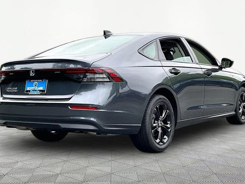 Used 2025 Honda Accord SE image 6