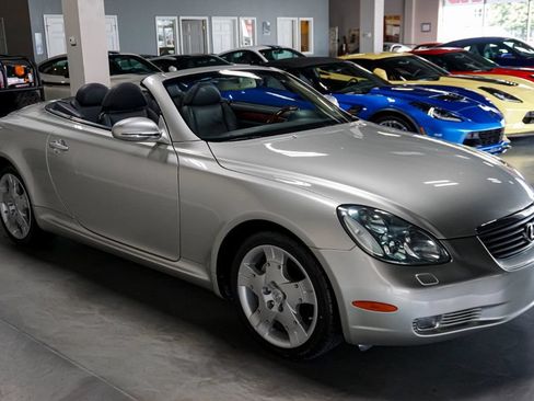 Used 2004 Lexus SC 430 Convertible RWD image 78