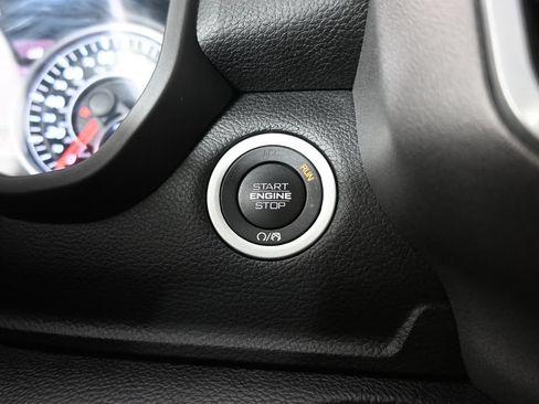 Used 2021 RAM 1500 Big Horn AWD/4WD image 33