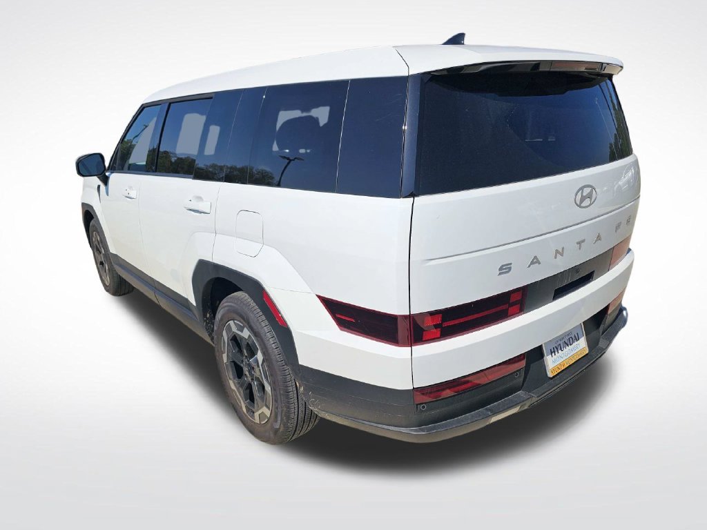 Used 2026 Hyundai Santa Fe SE FWD image 12