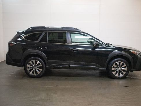 Used 2024 Subaru Outback Limited AWD/4WD image 3