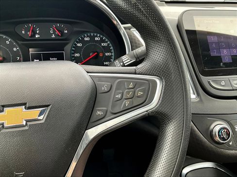 Used 2019 Chevrolet Malibu LT FWD image 12