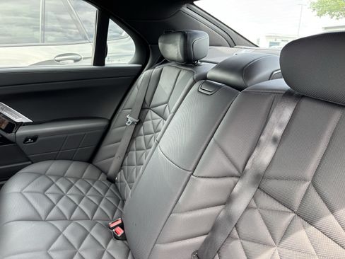 Used 2023 BMW 740i RWD image 33