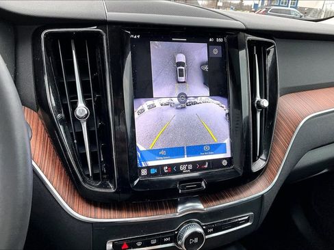 Certified 2024 Volvo XC60 B5 Plus w/ Climate Package image 14