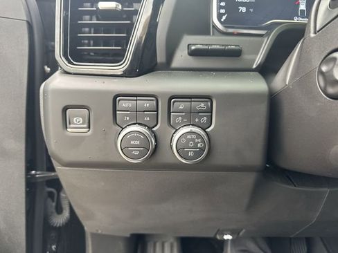 Used 2024 GMC Sierra 1500 AT4 w/ Technology Package image 18