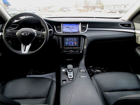 Used 2019 INFINITI QX50 Essential w/ Premium Heat Package image 2