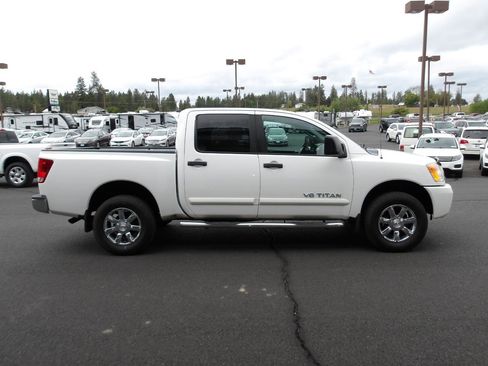 Used 2011 Nissan Titan S AWD/4WD image 6