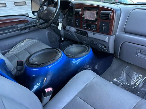 Used 2006 Ford F350 XLT AWD/4WD image 15