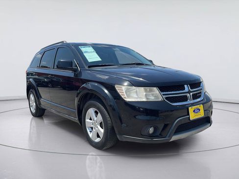 Used 2012 Dodge Journey SXT w/ Flexible Seating Group FWD image 1