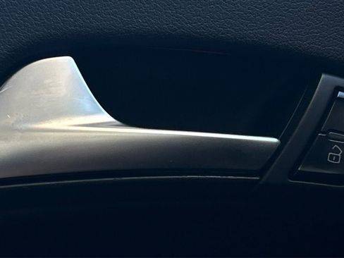 Used 2011 Audi A5 2.0T Premium image 34