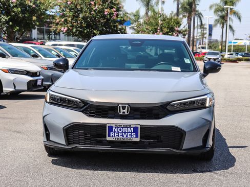Used 2025 Honda Civic Sport image 2