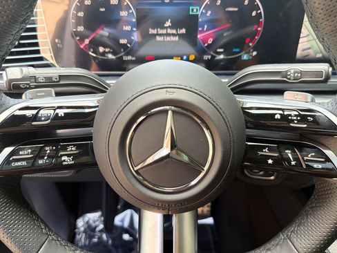 New 2026 Mercedes-Benz GLS 580 4MATIC image 24