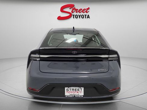 Used 2017 Toyota Highlander Limited image 5