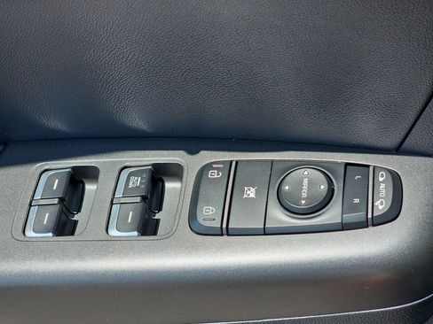 Used 2022 Kia Sportage Nightfall Edition FWD image 31