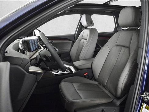 New 2025 Audi Q5 Premium image 17