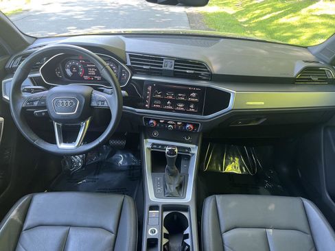 Used 2023 Audi Q3 2.0T Premium AWD/4WD image 16